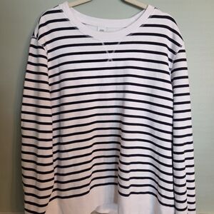 Amazon Essentials White and Navy Striped Long-Sleeve Tee